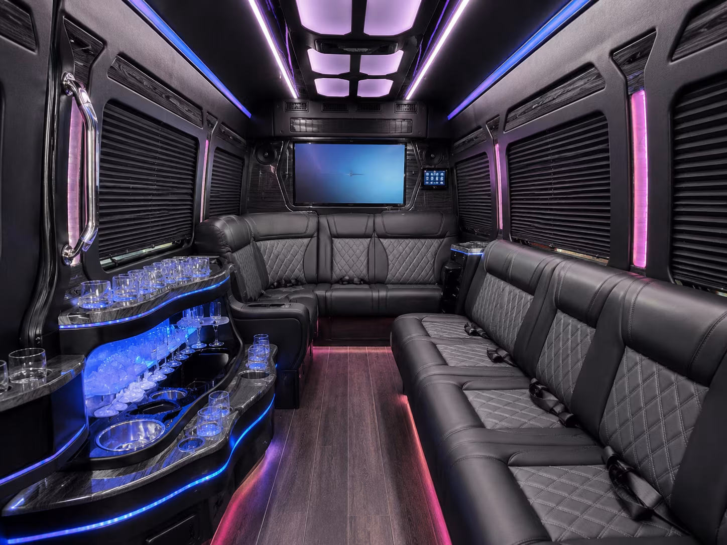 tracycharterbusservices com helps you arrange bay area stadium shuttles from tracy